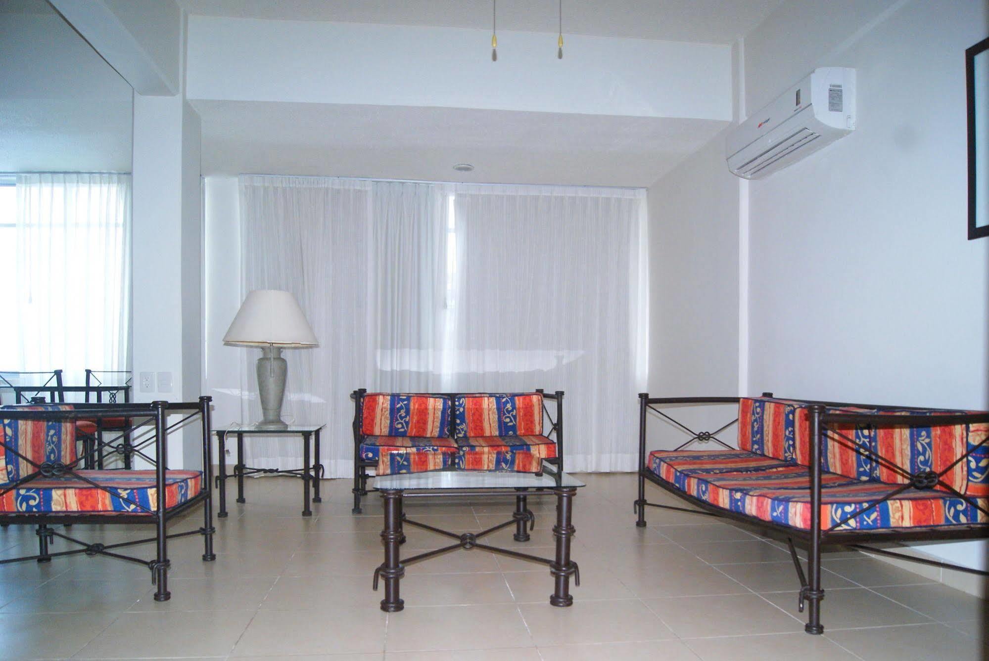 Hotel Miraflores Villahermosa Exterior foto